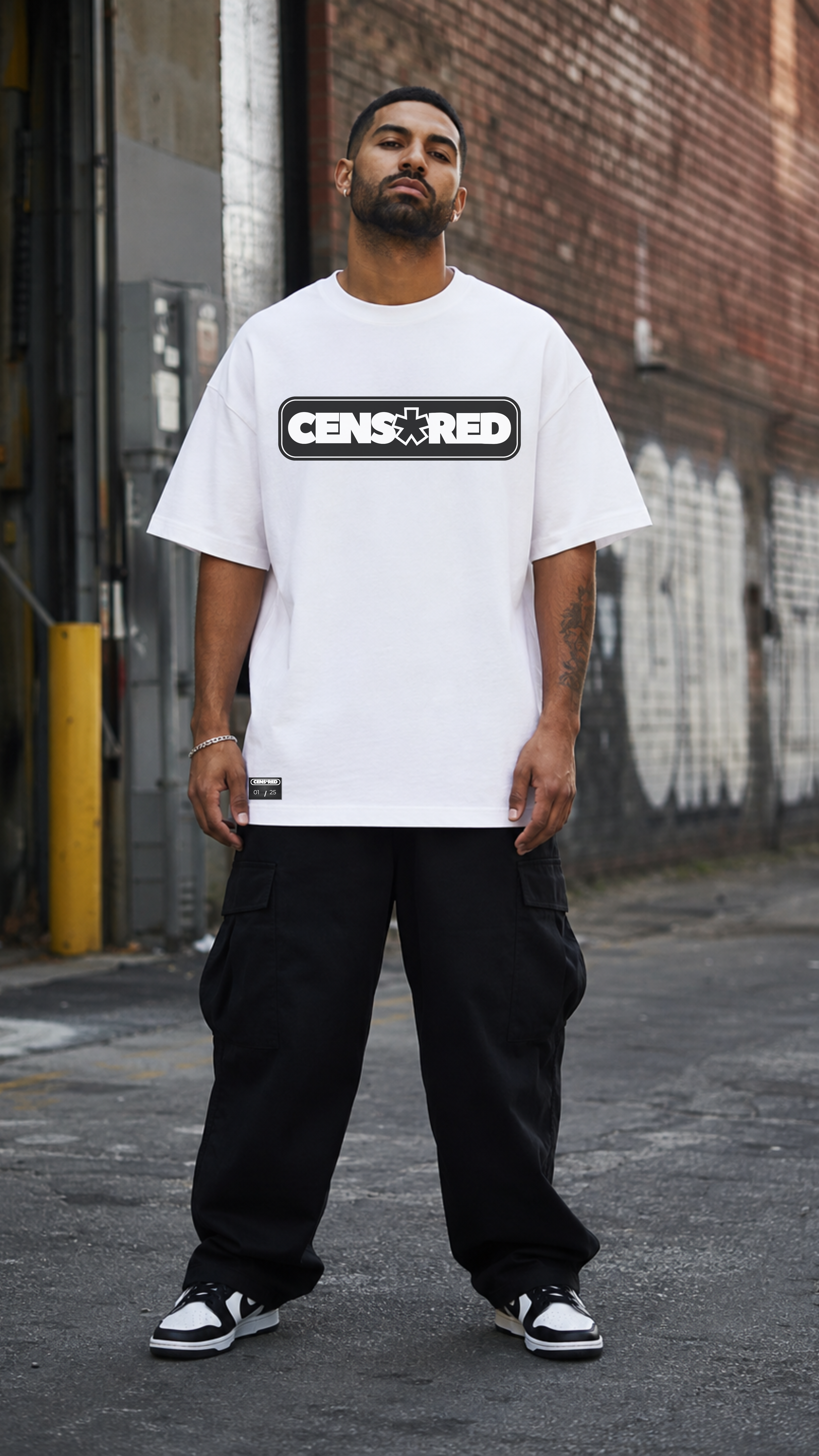 Logo T